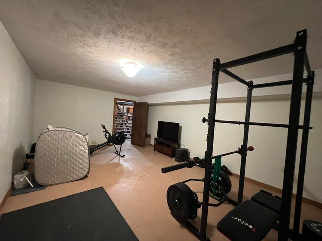 575 Goldsmith Avenue, Mammoth Spring, MO 72554