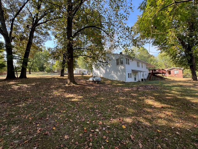 575 Goldsmith Avenue, Mammoth Spring, MO 72554