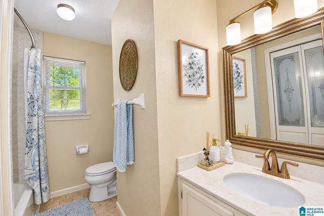 4904 ABBEY LANE, Birmingham, AL 35223