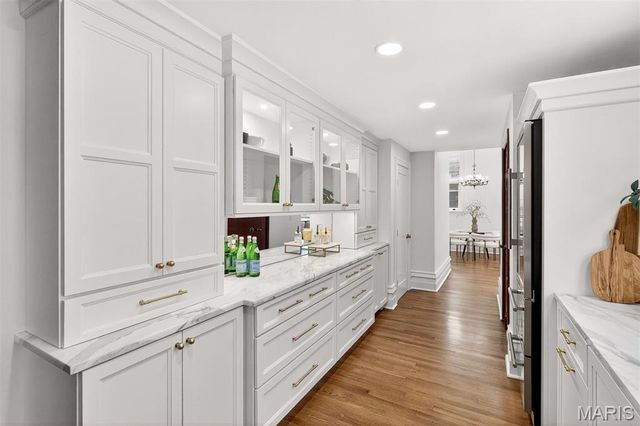 4341 Westminster Place, St Louis, MO 63108