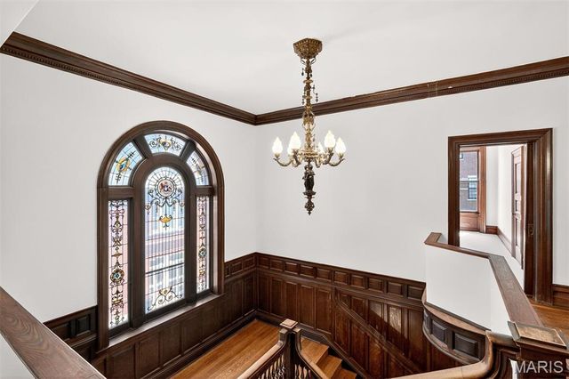 4341 Westminster Place, St Louis, MO 63108