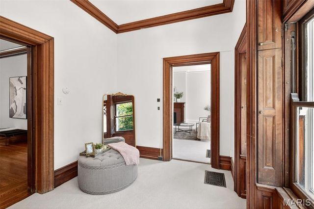 4341 Westminster Place, St Louis, MO 63108