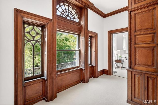 4341 Westminster Place, St Louis, MO 63108