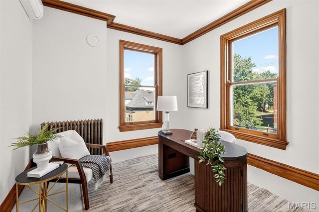 4341 Westminster Place, St Louis, MO 63108