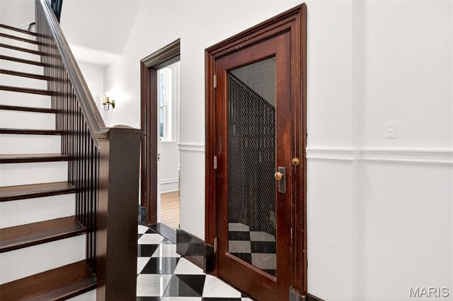 4341 Westminster Place, St Louis, MO 63108