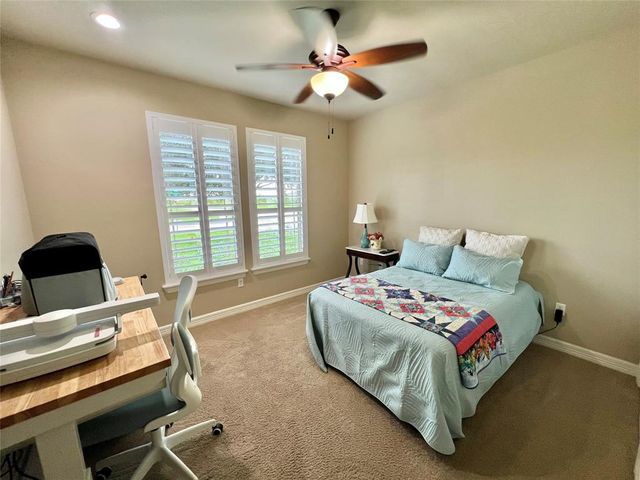 1464 S Bluebonnet Lane, Angleton, TX 77515