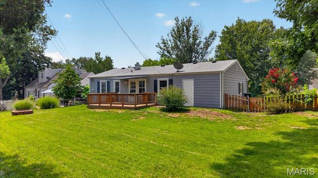 7017 Deerpath Drive, Unincorporated, MO 63123