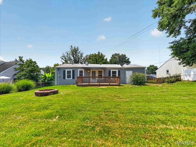 7017 Deerpath Drive, Unincorporated, MO 63123
