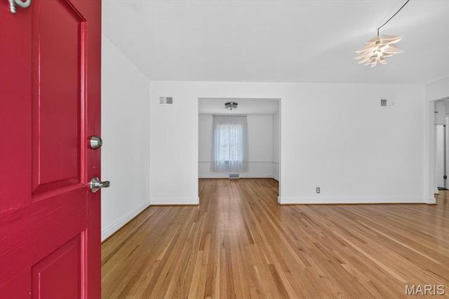 7017 Deerpath Drive, Unincorporated, MO 63123