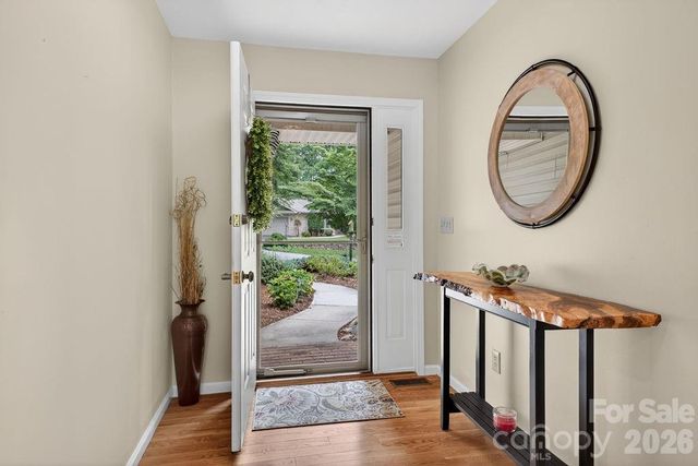 1820 Riverview Court, Hendersonville, NC 28739