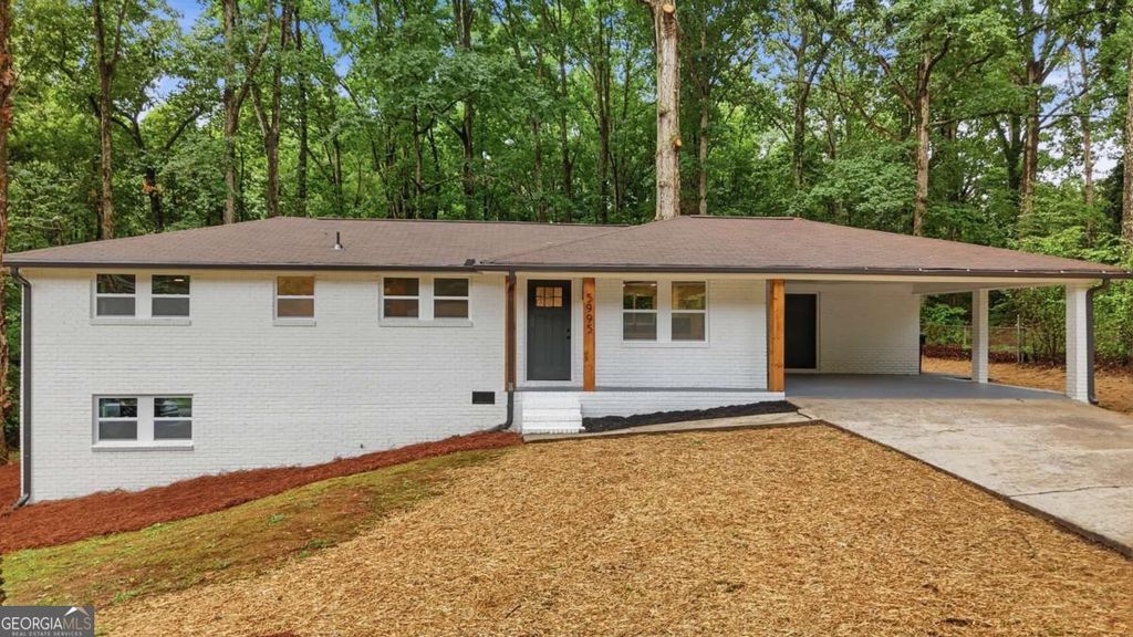 5995 N Bear Drive, Douglasville, GA 30135