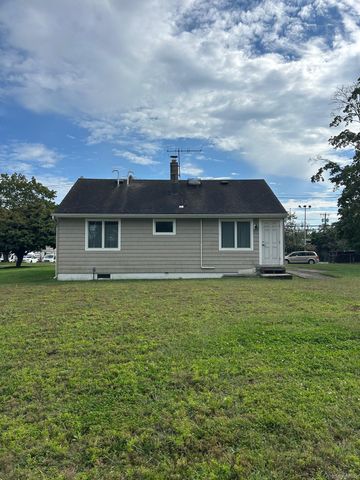 14 Market Street, Centereach, NY 11720