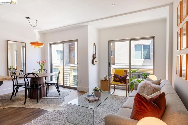 414 40th St 311, Oakland, CA 94609