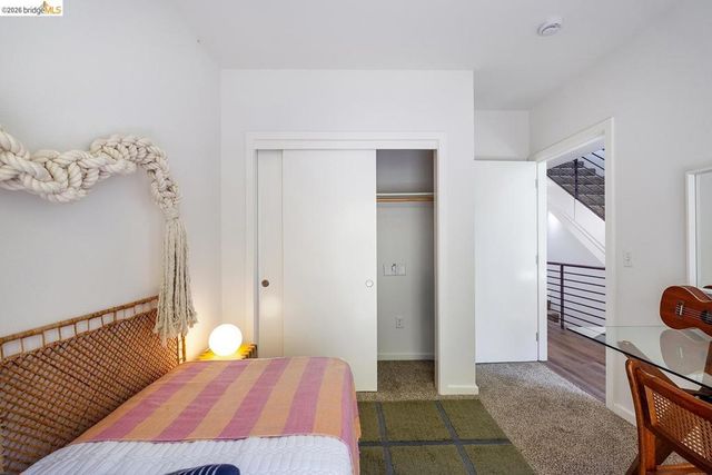 414 40th St 311, Oakland, CA 94609