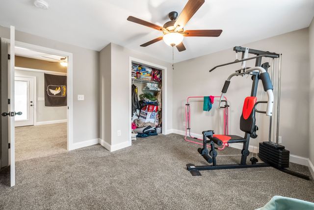 830 Snapdragon Ct, Clarksville, TN 37042