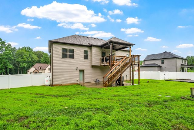 830 Snapdragon Ct, Clarksville, TN 37042