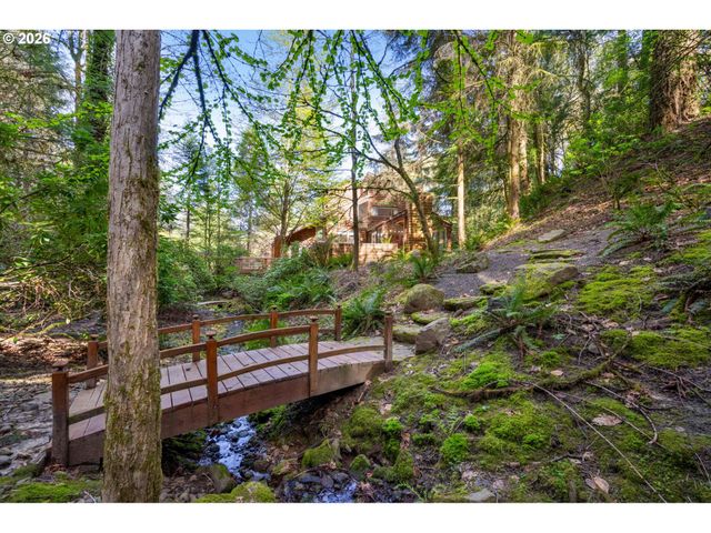 3107 Sw NOTTINGHAM Dr, Portland, OR 97201