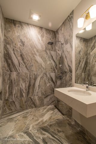 6749 S Langley Avenue, Chicago, IL 60637