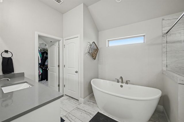 6334 Rustic Edge Street, Godley, TX 76044