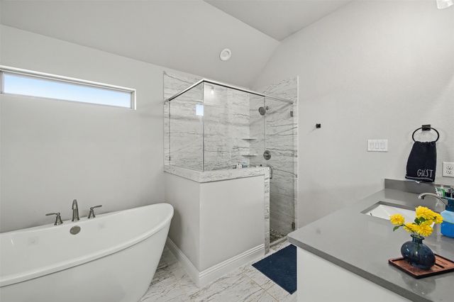 6334 Rustic Edge Street, Godley, TX 76044