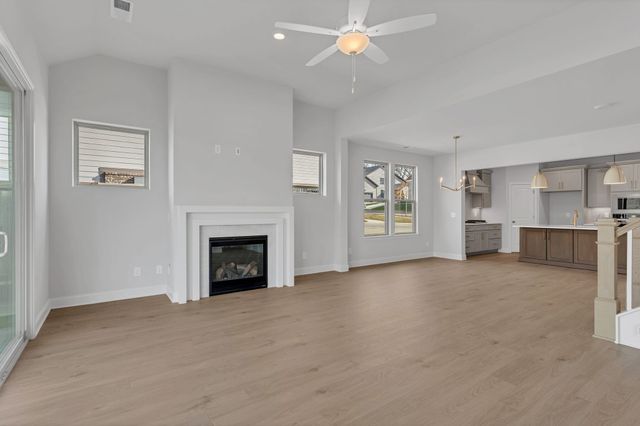 202 Phillips Bend, Spring Hill, TN 37174