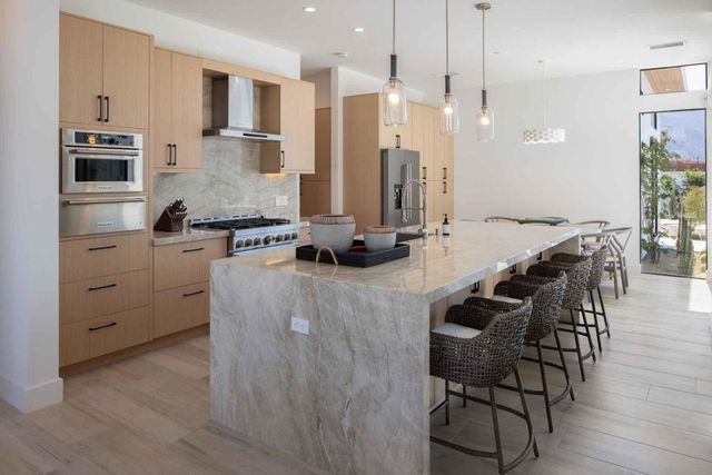 51310 Calle Tamazula, La Quinta, CA 92253