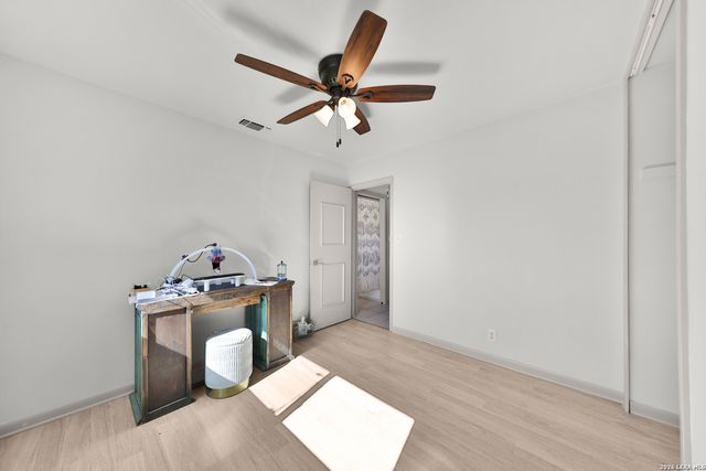 308 Mountain Shadows, Live Oak, TX 78233