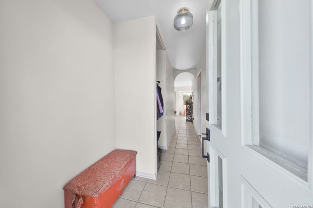 308 Mountain Shadows, Live Oak, TX 78233