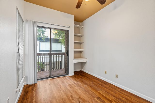 612 Park PL 201, Austin, TX 78705