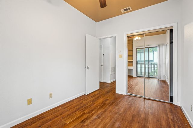 612 Park PL 201, Austin, TX 78705