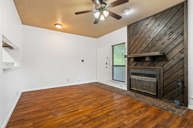 612 Park PL 201, Austin, TX 78705