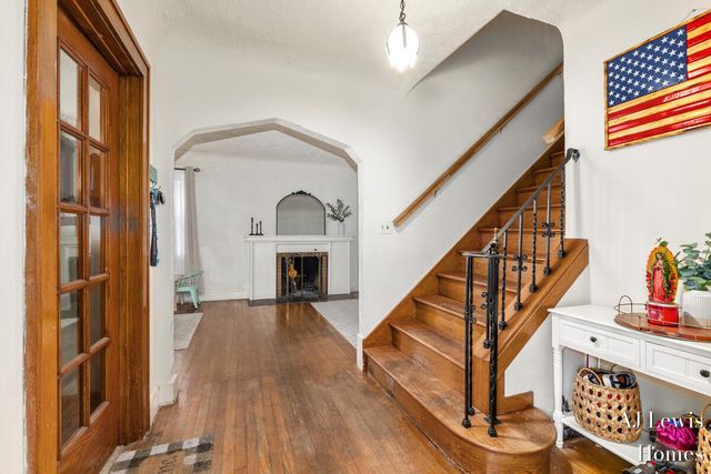653 3 Mile Road Ne, City Of Grand Rapids, MI 49505