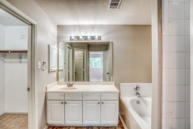 5039 Lamppost Hill Court, Katy, TX 77449