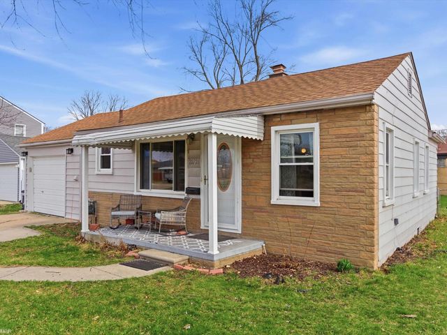 22721 Masonic Boulevard, St Clair Shores, MI 48082
