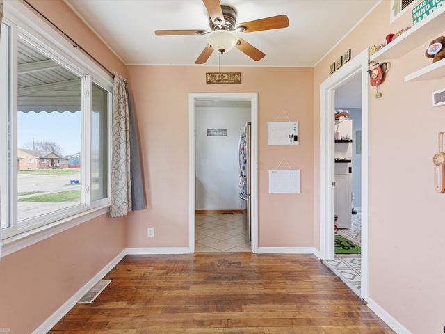 22721 Masonic Boulevard, St Clair Shores, MI 48082