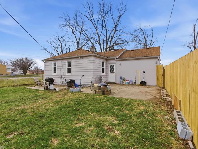 22721 Masonic Boulevard, St Clair Shores, MI 48082