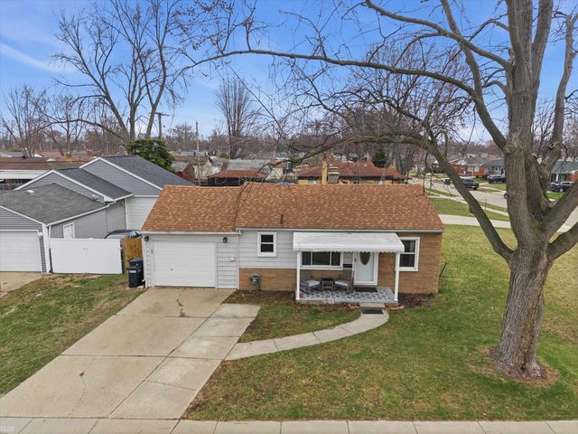 22721 Masonic Boulevard, St Clair Shores, MI 48082