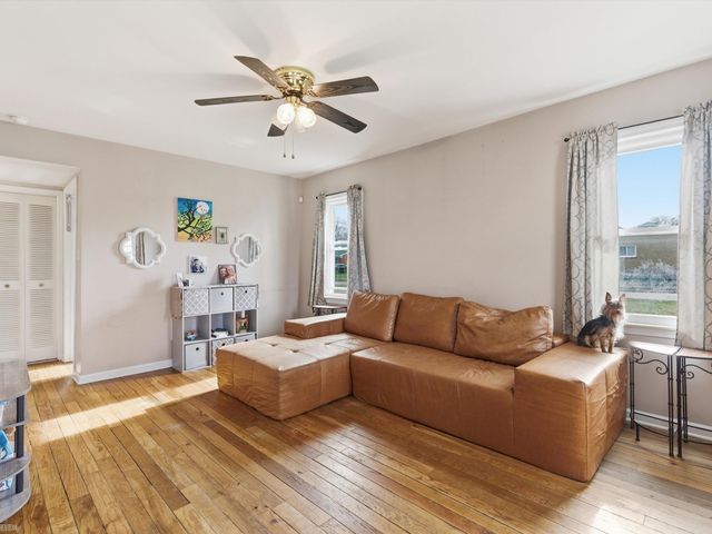 22721 Masonic Boulevard, St Clair Shores, MI 48082