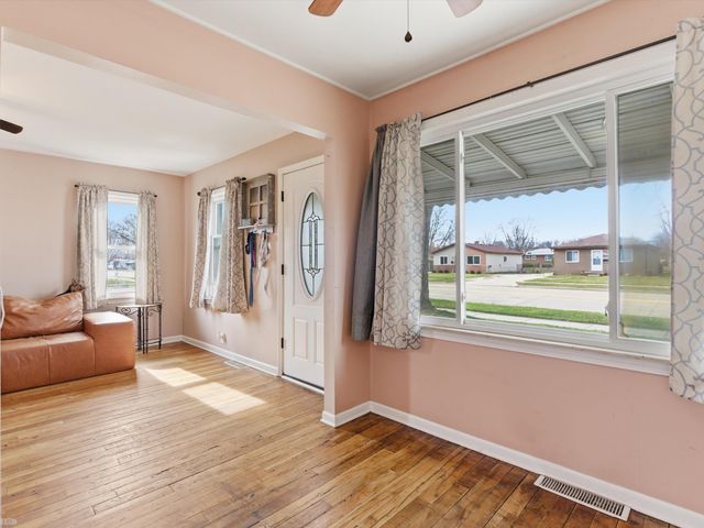 22721 Masonic Boulevard, St Clair Shores, MI 48082