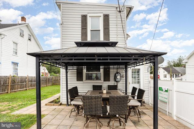2128 BOAS ST, Harrisburg, PA 17103