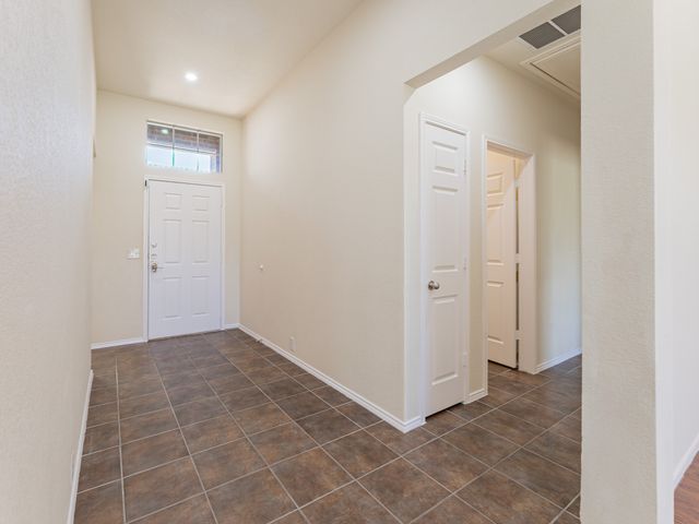 2104 Trinity Lane, Mckinney, TX 75072