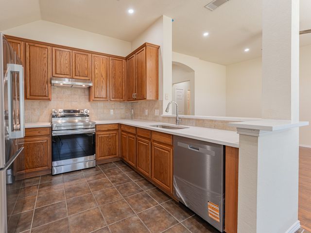 2104 Trinity Lane, Mckinney, TX 75072