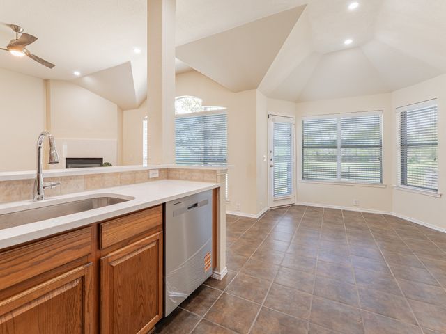 2104 Trinity Lane, Mckinney, TX 75072