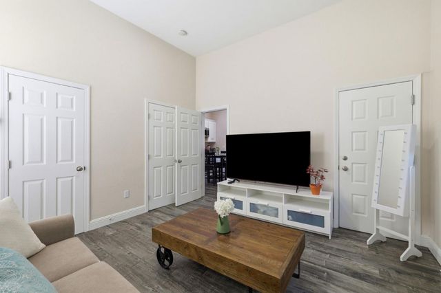 42 Union Street, San Jose, CA 95110