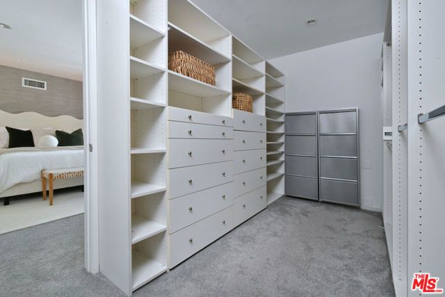 4176 Klump Avenue, Studio City (los Angeles), CA 91602