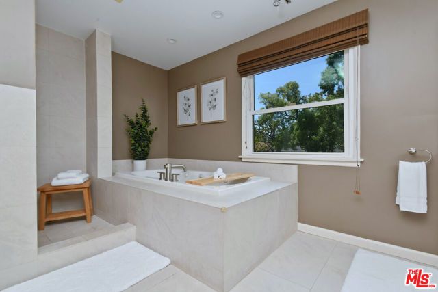 4176 Klump Avenue, Studio City (los Angeles), CA 91602