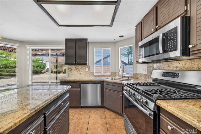 36194 Toulon Drive, Murrieta, CA 92562