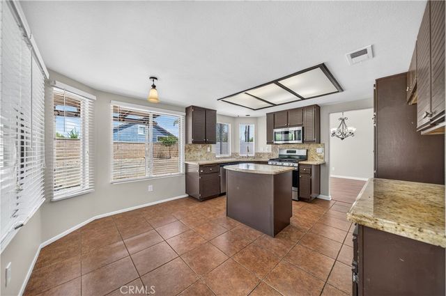 36194 Toulon Drive, Murrieta, CA 92562