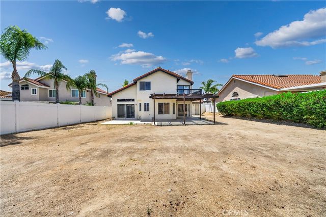 36194 Toulon Drive, Murrieta, CA 92562