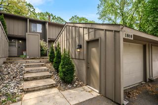 1808 Yuma Lane N, Plymouth, MN 55447